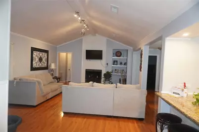 11711 N Nottingham Circle, Houston, TX 77071 - Photo 9