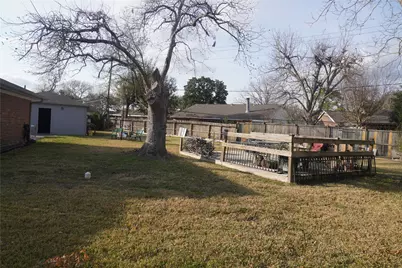 11711 N Nottingham Circle, Houston, TX 77071 - Photo 37