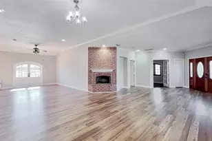 6303 Lugary Dr, Houston, TX 77036 - Photo 3