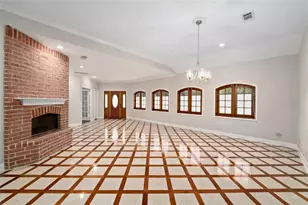 6303 Lugary Dr, Houston, TX 77036 - Photo 5