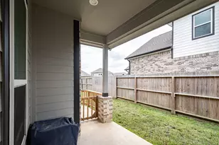 607 Rain Cloud Dr, Baytown, TX 77523 - Photo 31