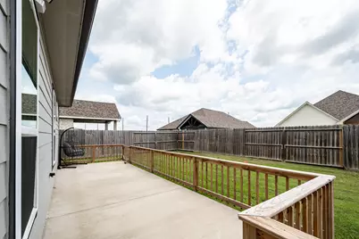 607 Rain Cloud Drive, Baytown, TX 77523 - Photo 37