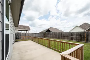 607 Rain Cloud Dr, Baytown, TX 77523 - Photo 37