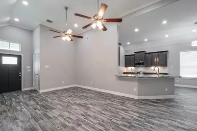 607 Rain Cloud Drive, Baytown, TX 77523 - Photo 11