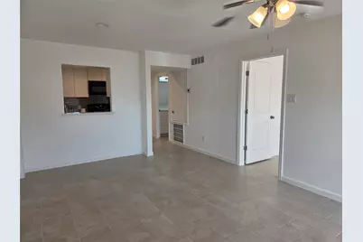 10075 Westpark Drive #78, Houston, TX 77042 - Photo 7