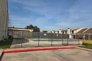 10075 Westpark Dr, Houston, TX 77042 - Photo 41