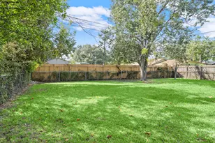 1093 Junell St, Houston, TX 77088 - Photo 21