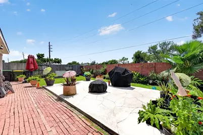 2606 Cypress Springs Drive, Pearland, TX 77584 - Photo 47