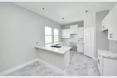 7160 Rook Boulevard, Houston, TX 77087 - Photo 11