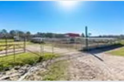806 County Road 325, Cleveland, TX 77327 - Photo 19