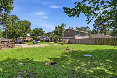 3034 Sycamore Springs Drive, Houston, TX 77339 - Photo 11