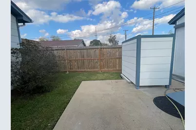 1212 Layton Drive, Baytown, TX 77520 - Photo 27