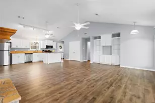 140 Meadowview Dr, Trinity, TX 75862 - Photo 11