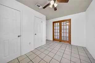 522 Hollyvale Dr, Houston, TX 77060 - Photo 13