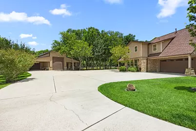 2734 Forest View, Richmond, TX 77406 - Photo 3