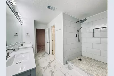 9315 Beringwood Drive, Houston, TX 77083 - Photo 15