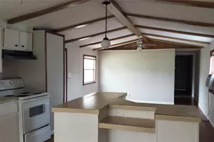 865 Omeara, Montgomery, TX 77316 - Photo 3