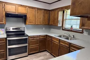 8957 Tejas Ln, Silsbee, TX 77656 - Photo 13