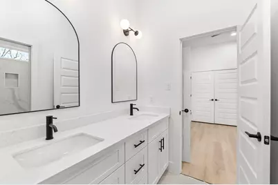 5903 Doolittle Boulevard #A, Houston, TX 77033 - Photo 9