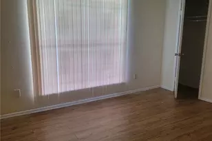 6305 Westward St, Houston, TX 77081 - Photo 7