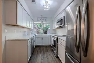 2306 W Settler's Way, The Woodlands, TX 77380 - Photo 5
