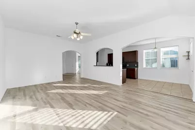 13035 Avery Ridge Lane, Tomball, TX 77377 - Photo 7