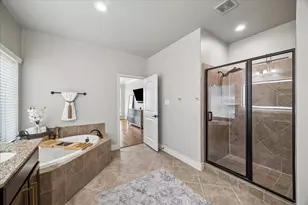 13619 Breakwater Path Loop, Houston, TX 77044 - Photo 13