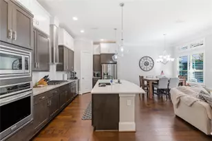 6731 Sussex Manor St, Houston, TX 77055 - Photo 9