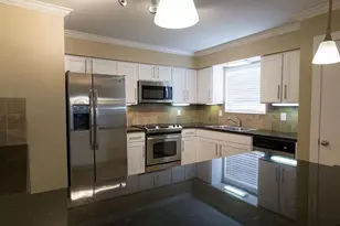 10220 Memorial Dr, Houston, TX 77024 - Photo 7