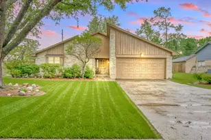9810 Bayou Woods Dr, Baytown, TX 77521 - Photo 1