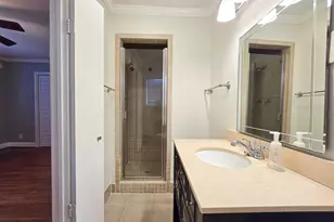 9507 Meadowbriar Ln, Houston, TX 77063 - Photo 19