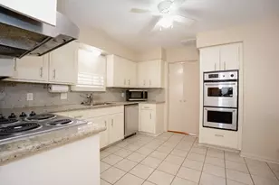 15118 Carol Chase Cir, Missouri City, TX 77489 - Photo 5
