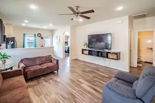 13247 Montane Manor Ln, Houston, TX 77044 - Photo 3