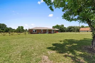 57 Trail Ridge Rd, Huntsville, TX 77320 - Photo 5