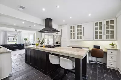 4148 Bissonnet Street, West University Place, TX 77005 - Photo 17