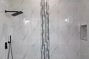 3810 St Simon Manor Dr, Houston, TX 77047 - Photo 11