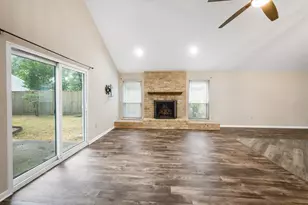 7202 Benwich Cir, Houston, TX 77095 - Photo 11