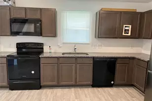 17074 Marie Vlg Dr, Conroe, TX 77306 - Photo 9