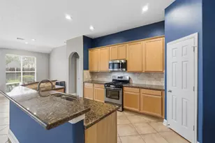 113 Raven Knoll Ct, League City, TX 77573 - Photo 13