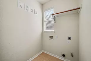 9315 Dewmont Ln, Houston, TX 77070 - Photo 31
