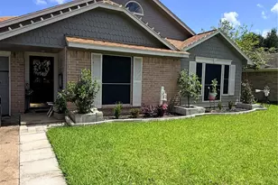 8602 Lazy Brook Ln, La Porte, TX 77571 - Photo 5