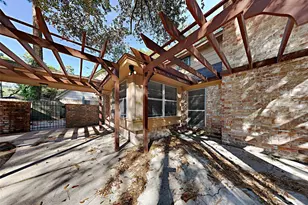 12015 Soft Pines Dr, Houston, TX 77066 - Photo 9