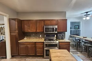 409 Perkins Ave, League City, TX 77573 - Photo 7