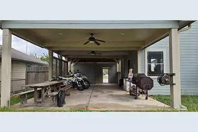409 Perkins Avenue, League City, TX 77573 - Photo 29
