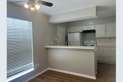 4711 Indian Trail #4, Baytown, TX 77521 - Photo 5