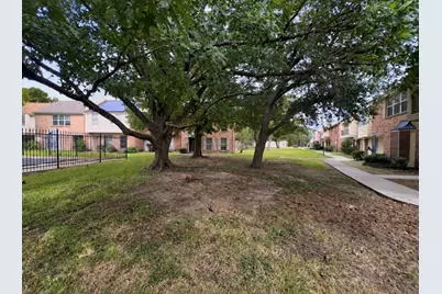 4711 Indian Trail #4, Baytown, TX 77521 - Photo 19