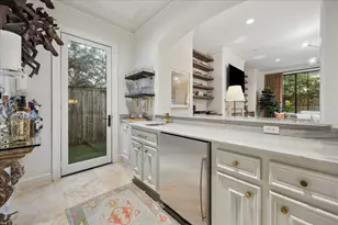 3111 Plumb St, West University Place, TX 77005 - Photo 17