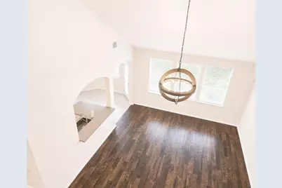 98 W Knightsbridge Drive, The Woodlands, TX 77385 - Photo 7