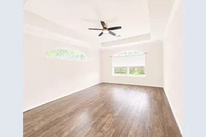 98 W Knightsbridge Drive, The Woodlands, TX 77385 - Photo 15