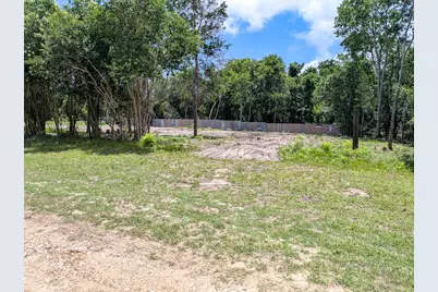 701 E Blackshear Street, Navasota, TX 77868 - Photo 3